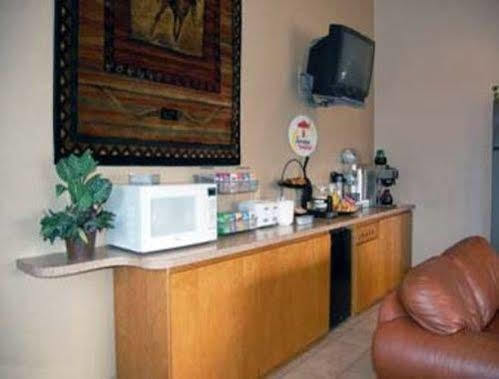 Super 8 By Wyndham Abilene Ks Hotel Restaurant foto
